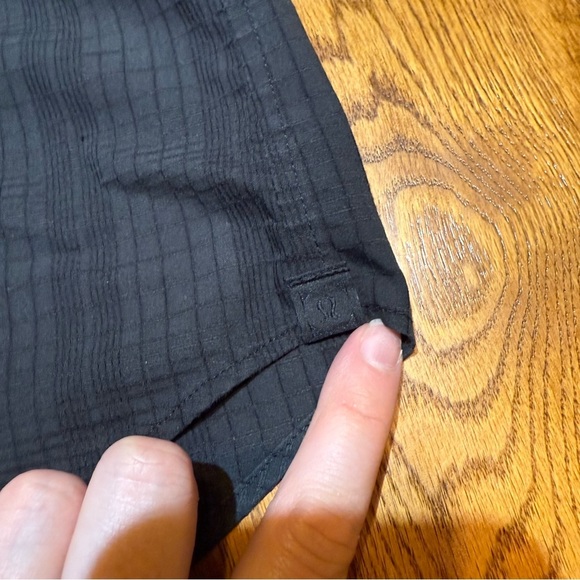 Lululemon Live in Practice Button Down Shirts Size XS Bundle of 4 - Picture 15 of 16